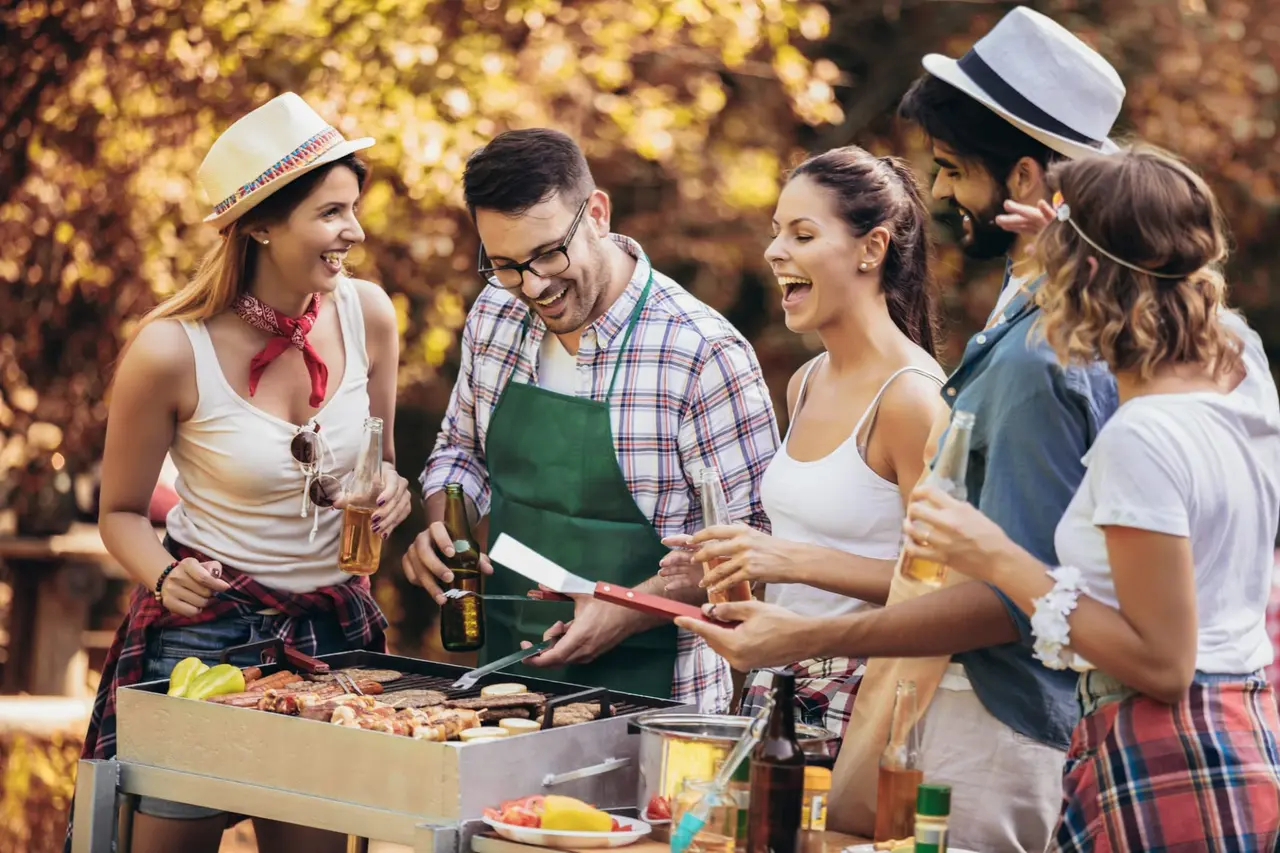 Menu barbecue du 14 juillet : recettes gourmandes, option végétarienne et réflexes canicule