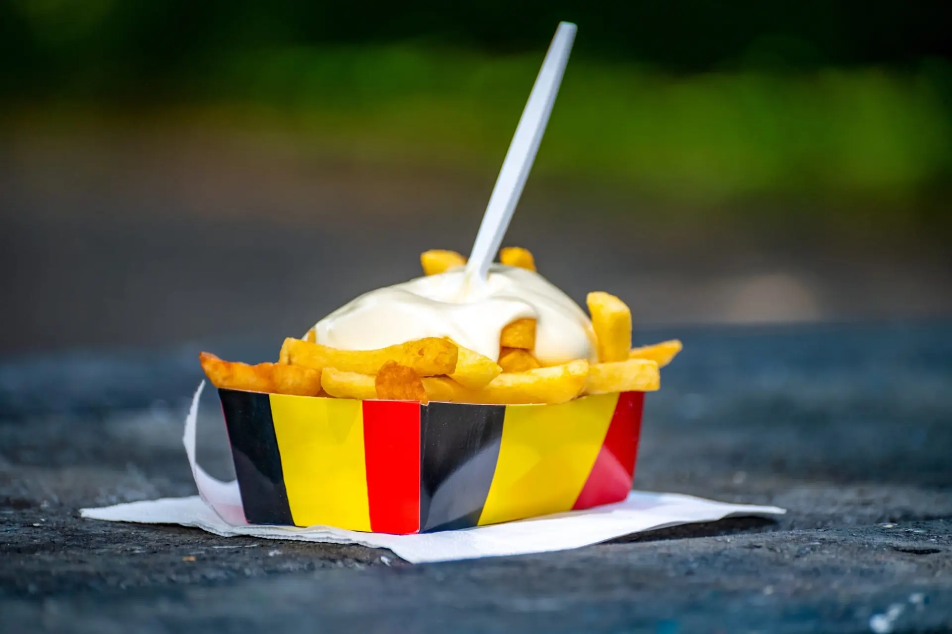 1er août (Journée internationale de la frite belge) : la Belgique célèbre sa frite, et personne n’a le droit de rigoler (ou un peu)