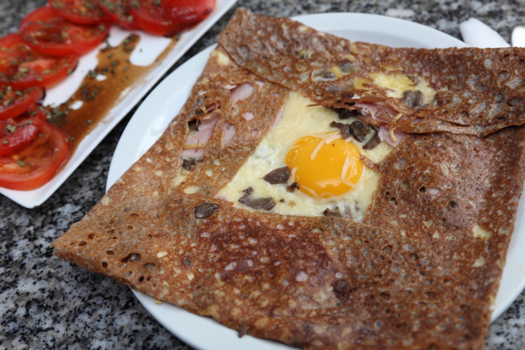 Réussir ses galettes grâce à la crêpière idéale
