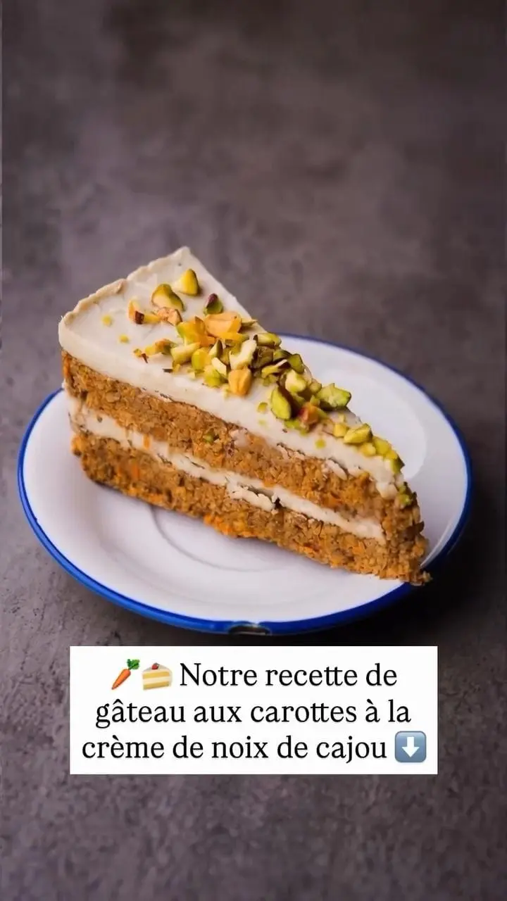 Gâteau aux carottes à la crème de noix de cajou