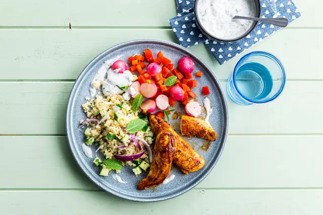 Aiguillettes de poulet mariné aux légumes d'été