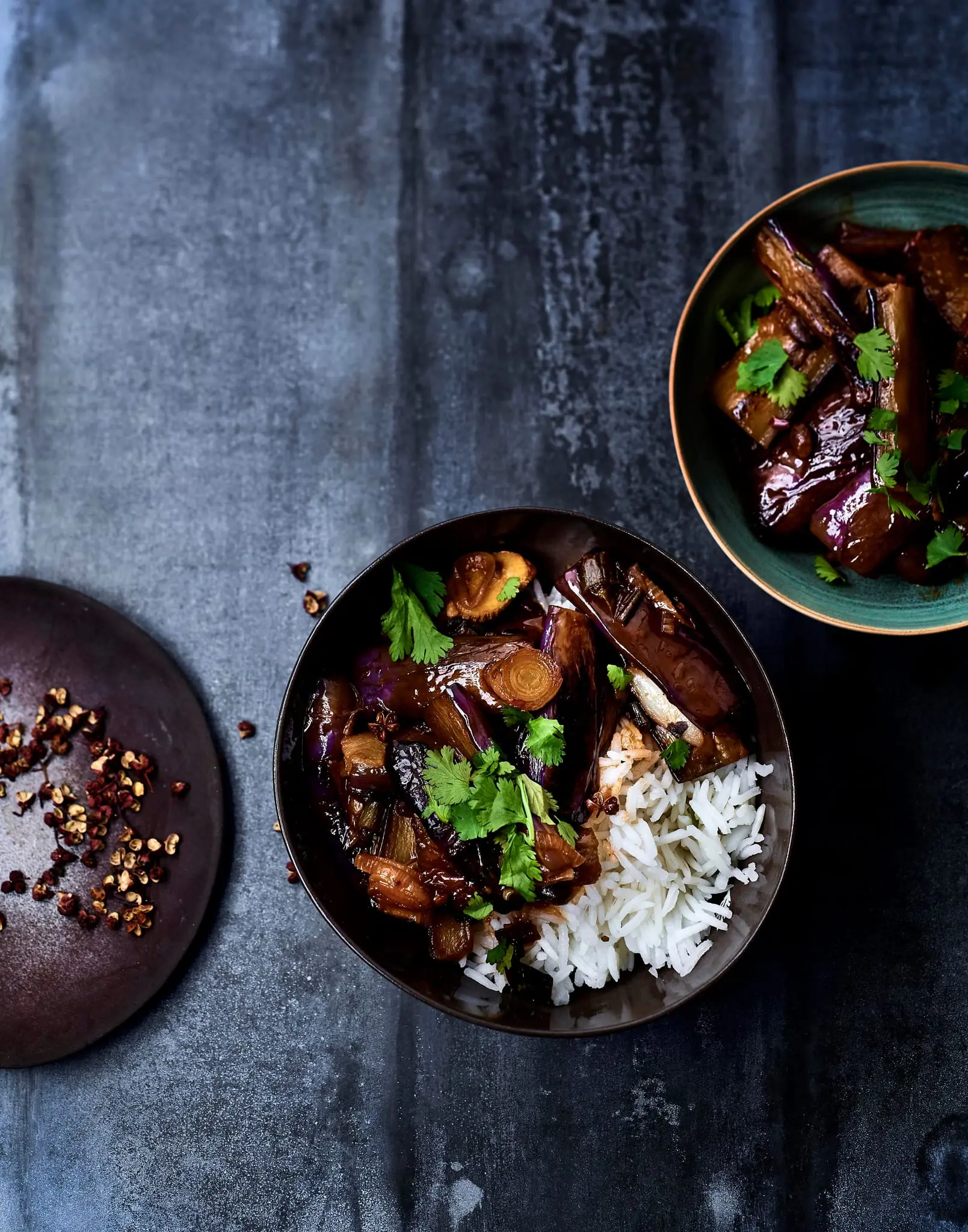 Aubergines pimentées au poivre du Sichuan et au gingembre
