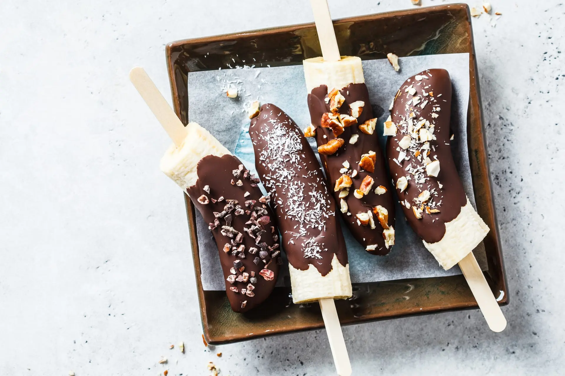 Banane chocolat sur bâtonnet