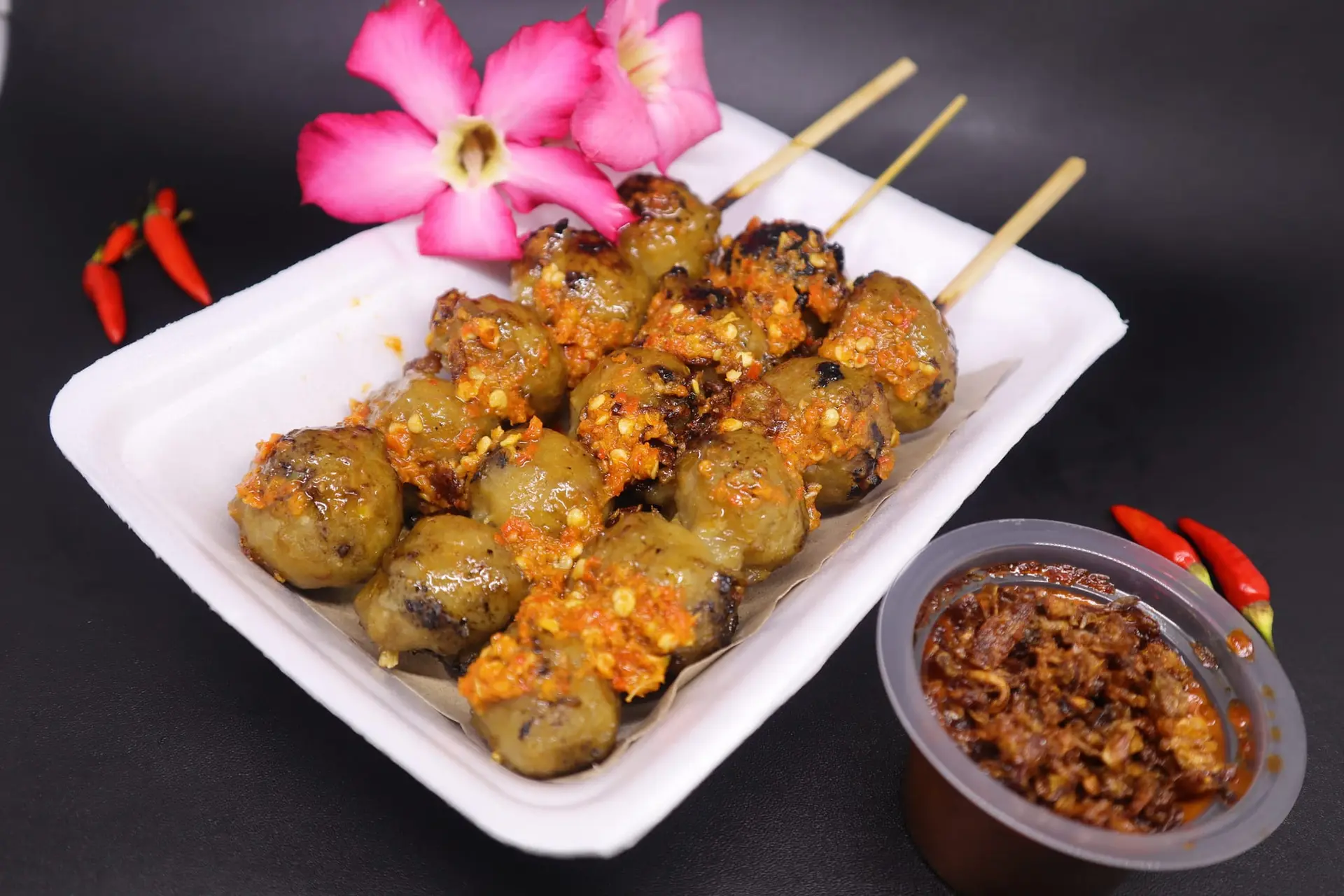 Boulettes de viande grillées au barbecue super épicées