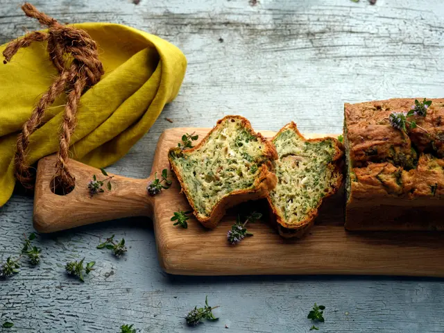 Cake aux fanes de radis