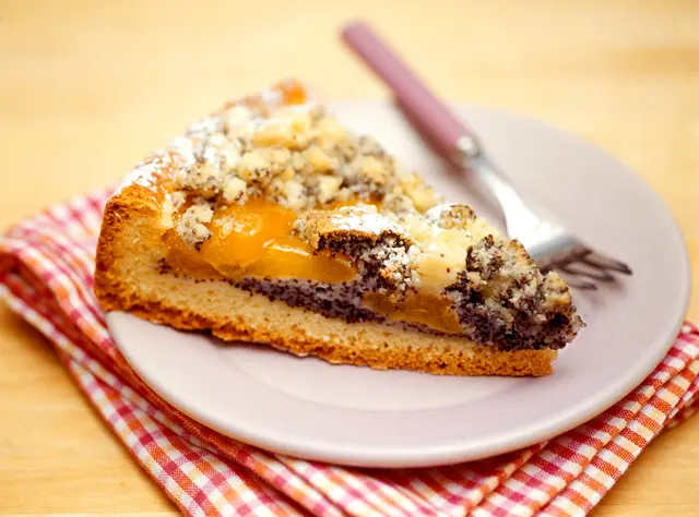 Crumble aux graines de pavot et aux abricots