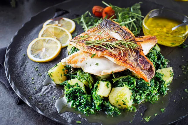 Filet de poisson aux blettes et aux pommes de terre