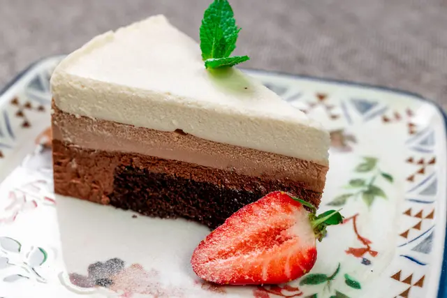 Gâteau aux trois mousses au chocolat