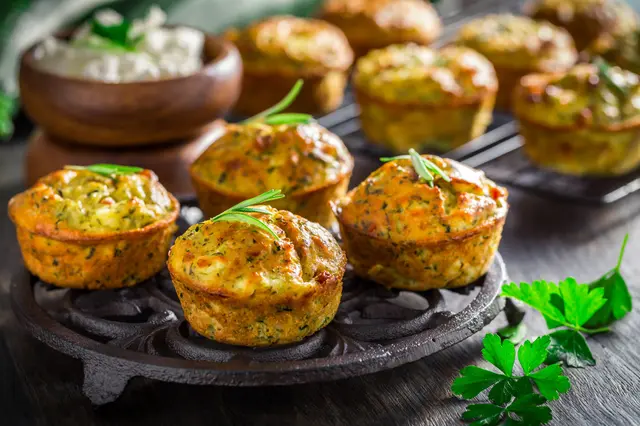 Muffins de courgettes et feta