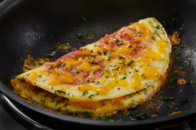 Omelette aux tomates