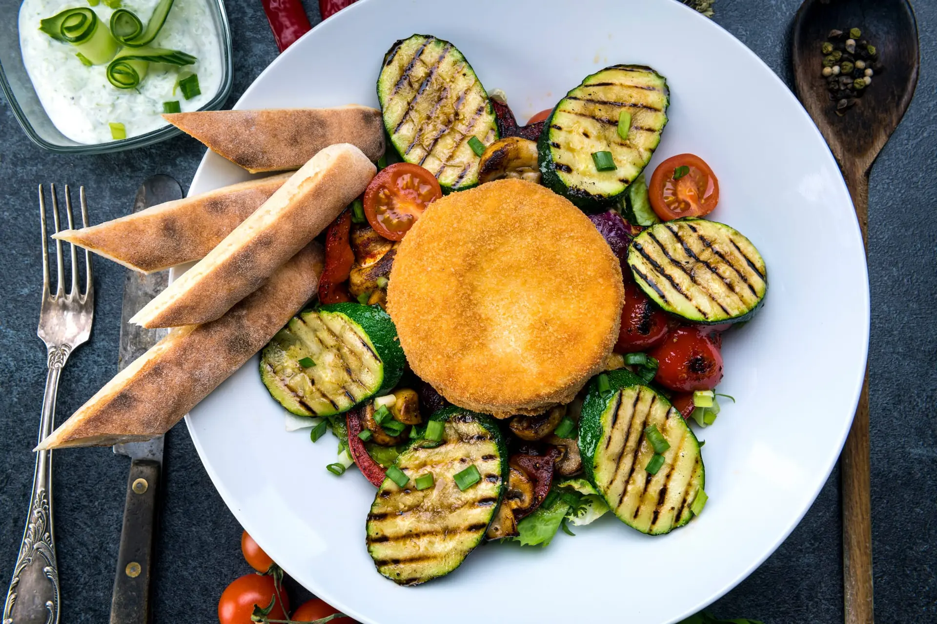 Salade de courgette grillées et camembert