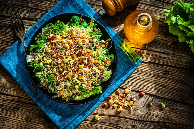 Salade de germes de haricots