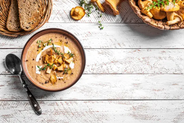 Soupe aux chanterelles