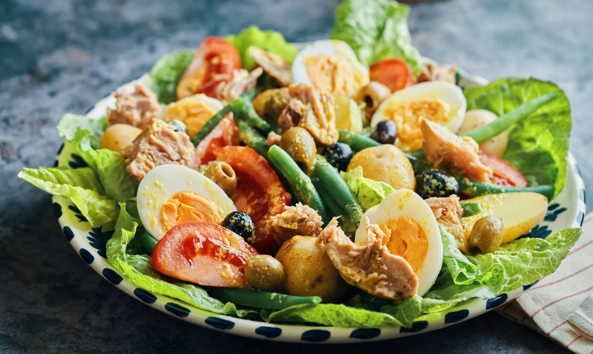 Salade niçoise façon Escoffier (avec pommes de terre)