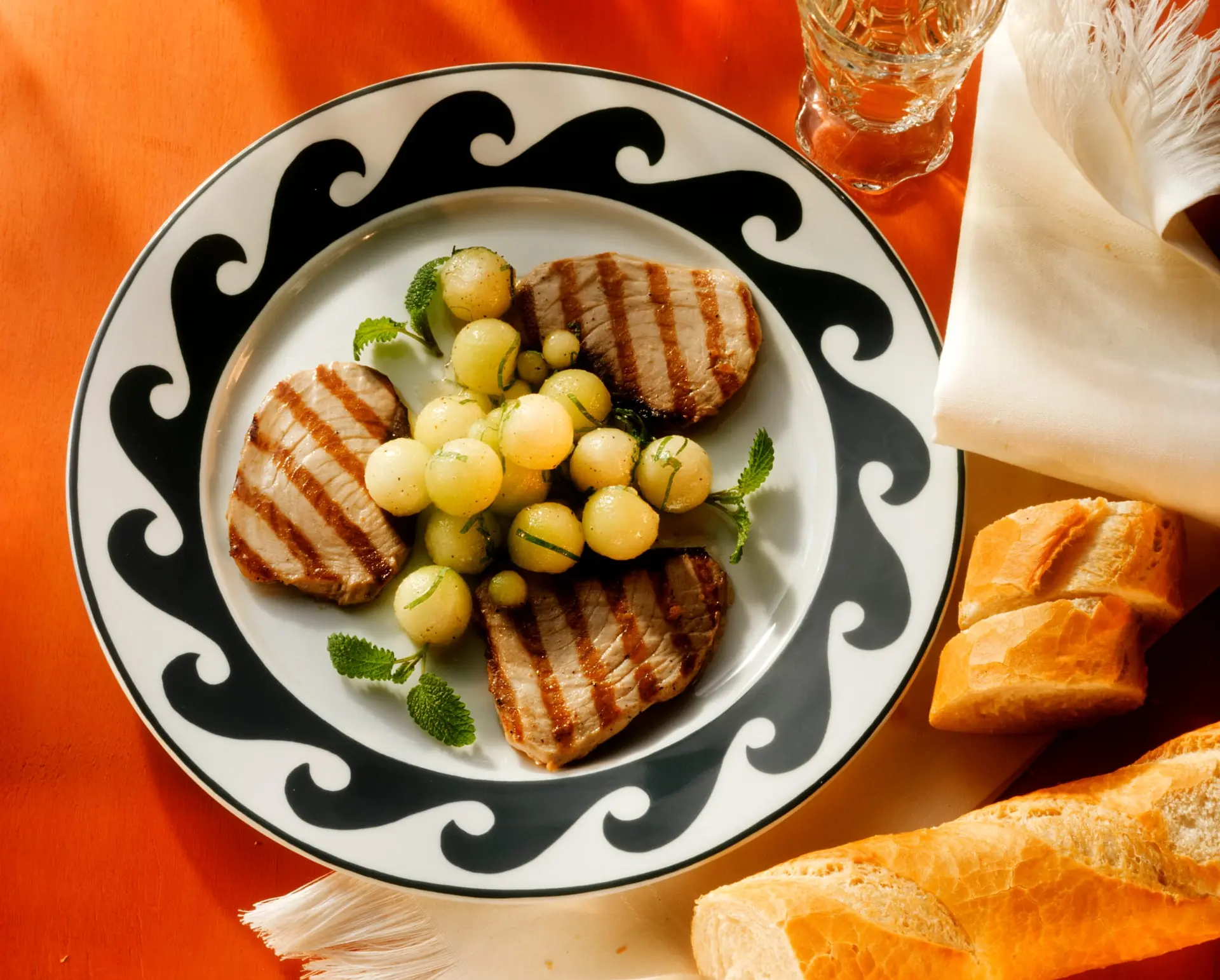 Thon grillé au melon