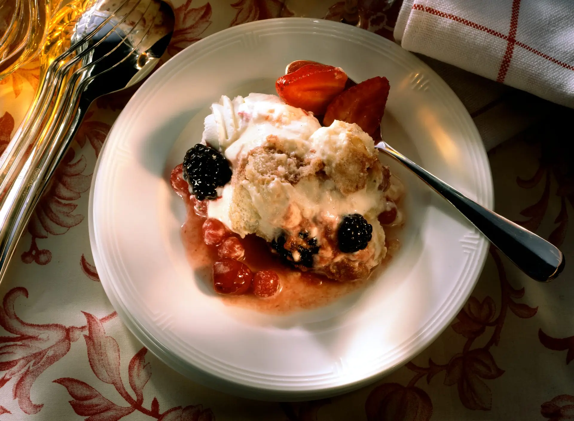 Trifle aux baies fraîches