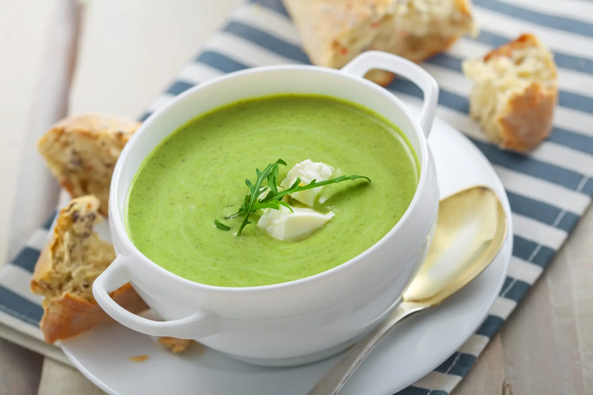 Velouté de courgettes à la Vache qui rit ou au Kiri