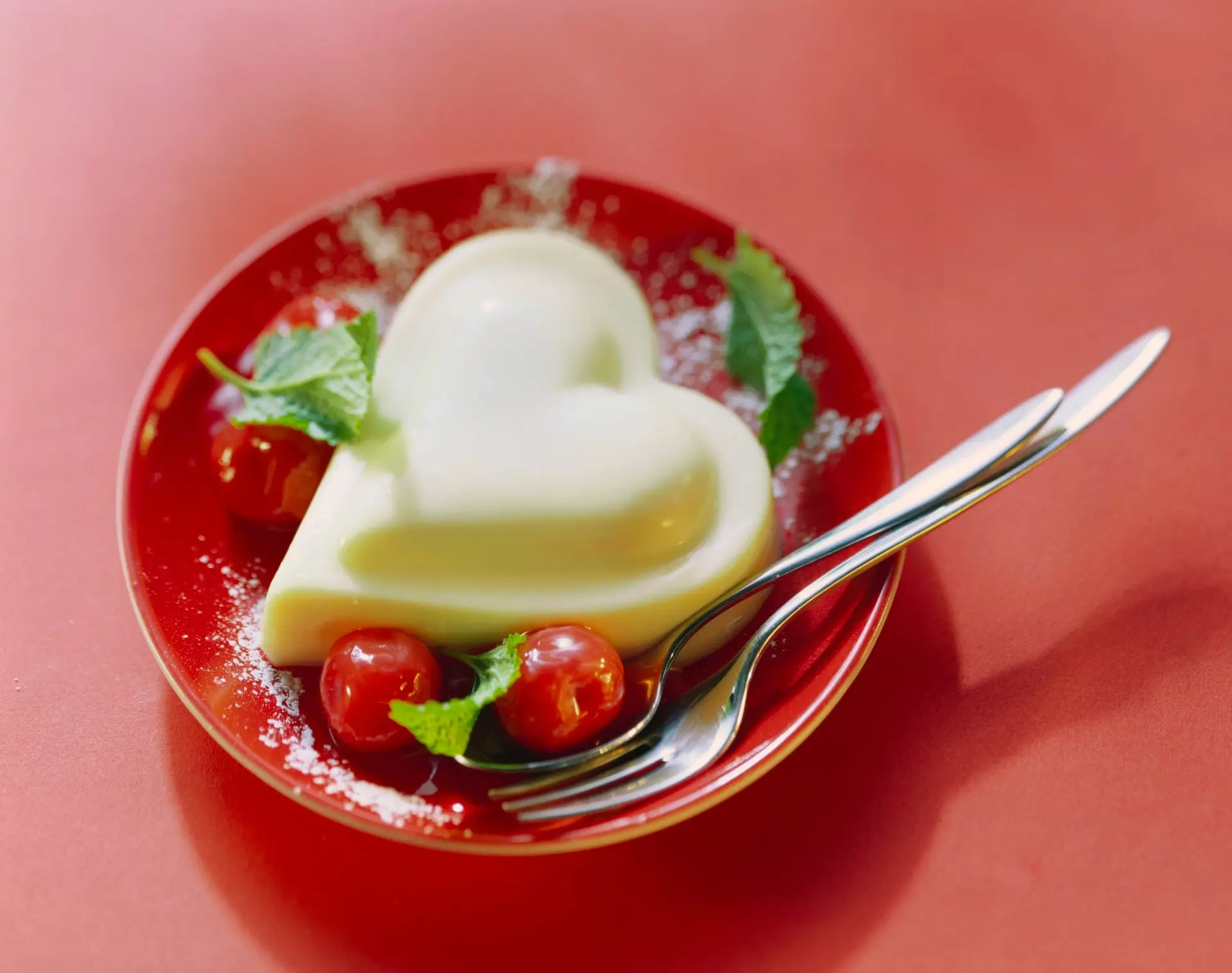 Cœur de panna cotta aux cerises