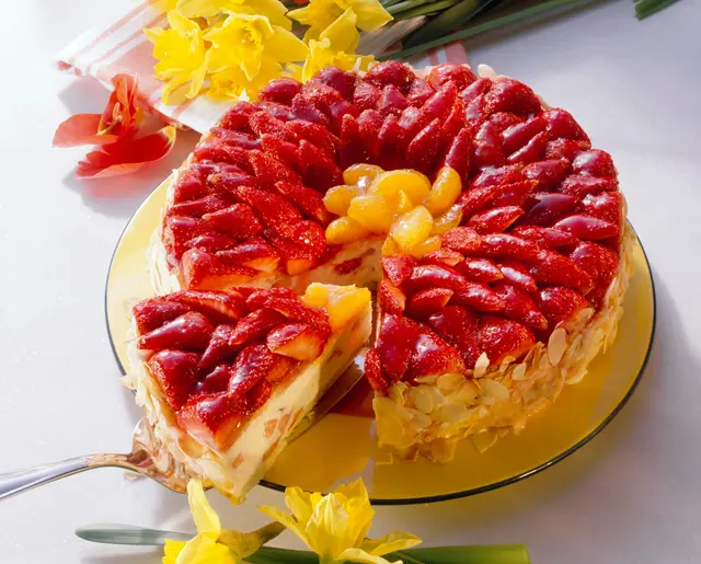 Gâteau aux fraises et mandarines