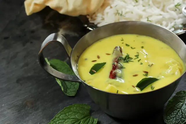 Gujarati Kadhi