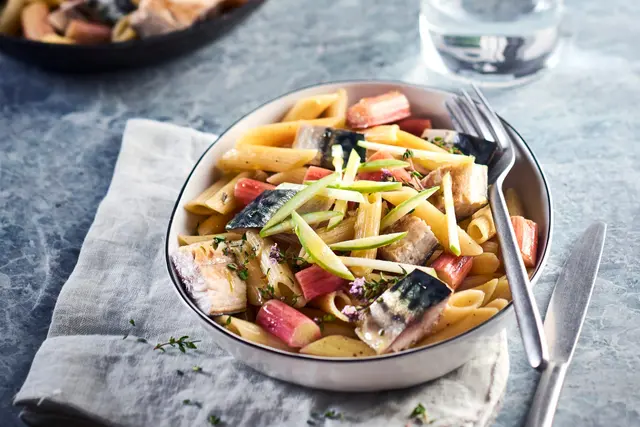 Penne maquereau-rhubarbe