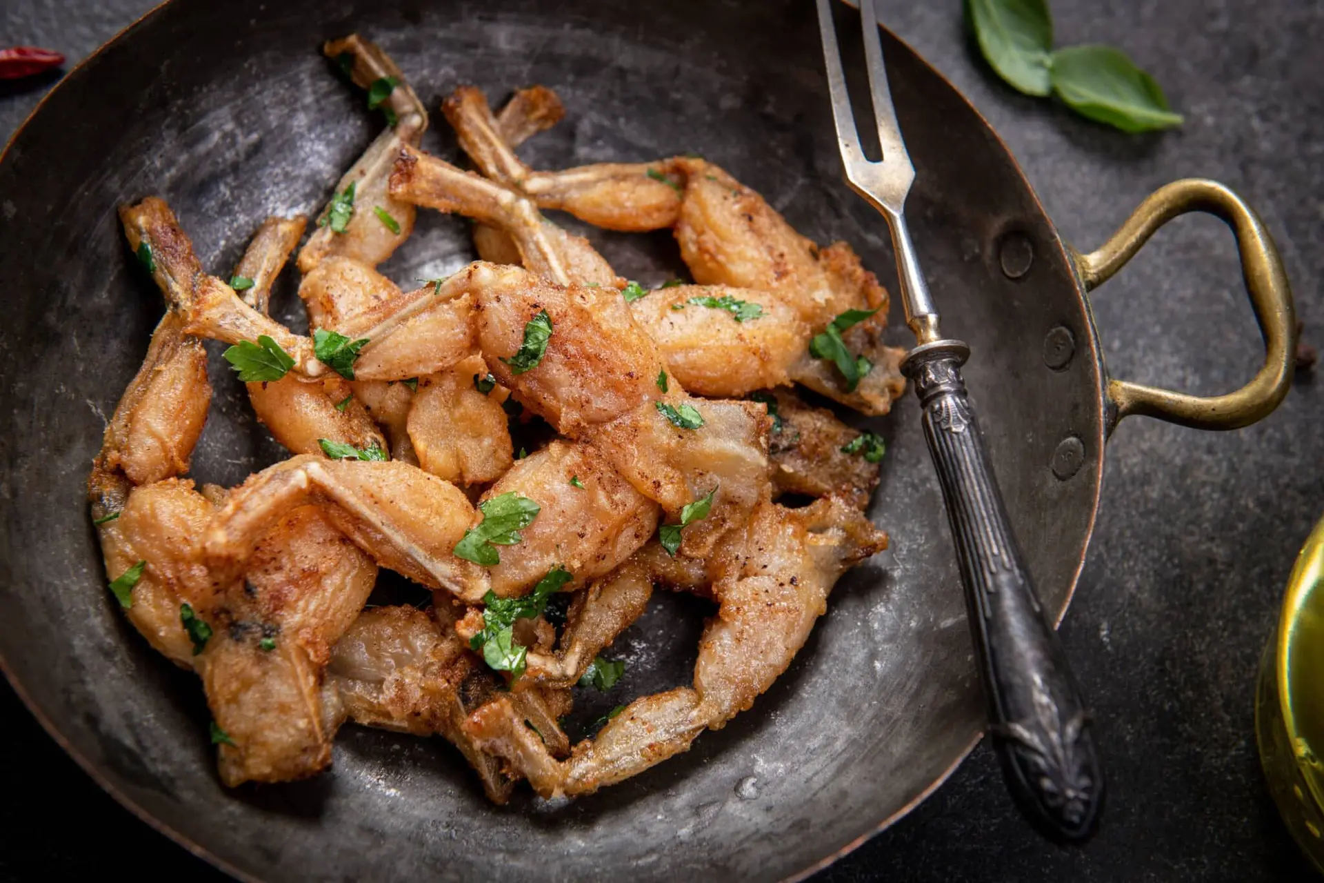 Recette cuisses de grenouilles gratinées à la française