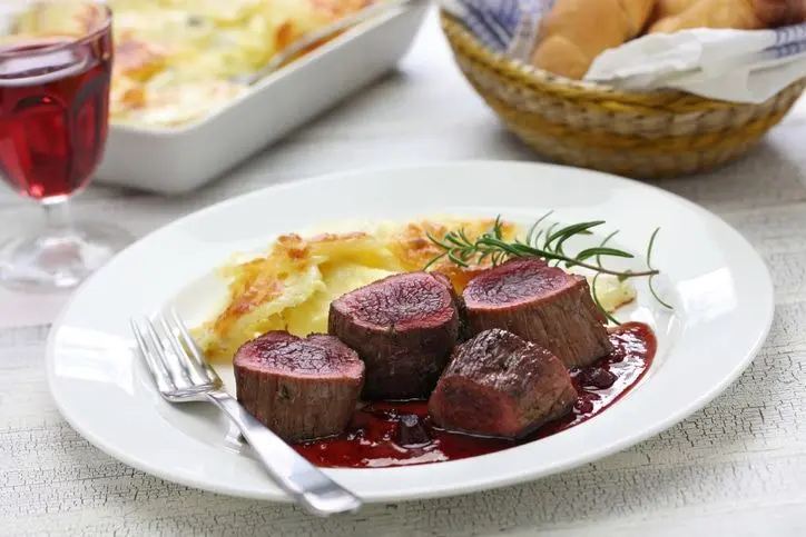 Venison steak à la sauce Cumberland