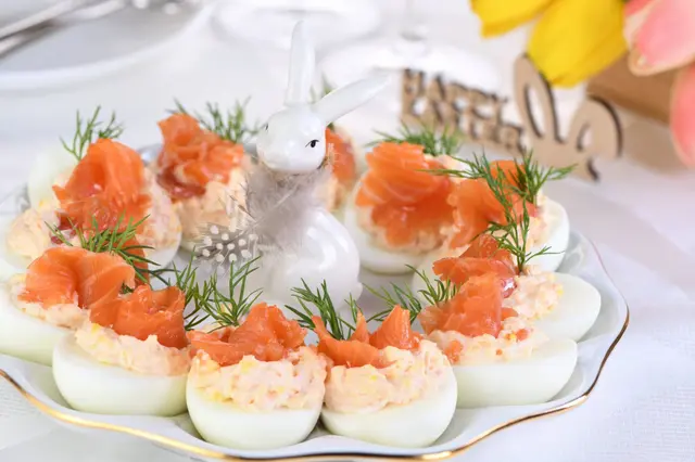 Œufs farcis au saumon - apéritif de Pâques