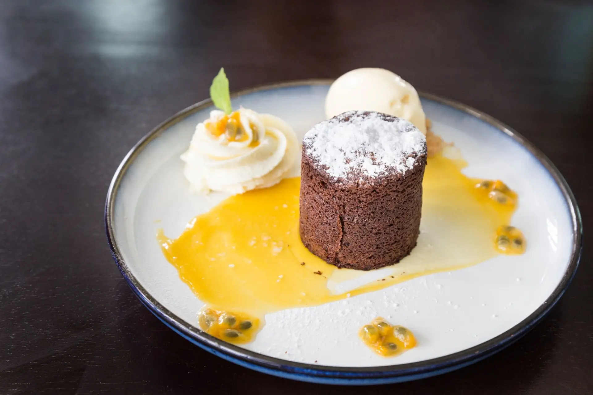 Moelleux au chocolat aux fruits de la passion