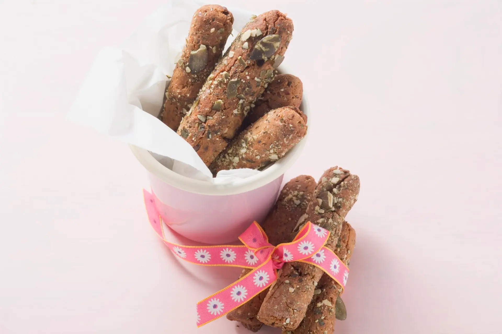Barres au fromage frais et aux cacahuètes