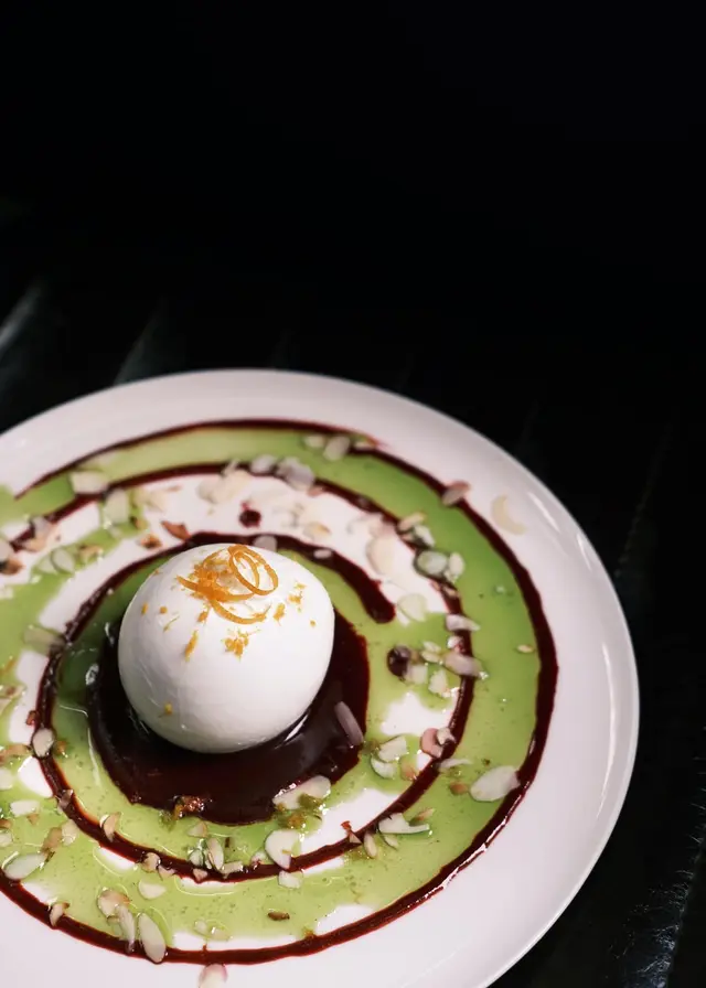 Recette burrata au pesto basilic et concassé de noix