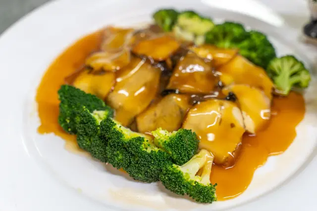 Ormeaux tranchés à la chinoise