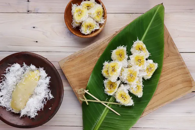 Banane noix de coco (Pisang Rai)