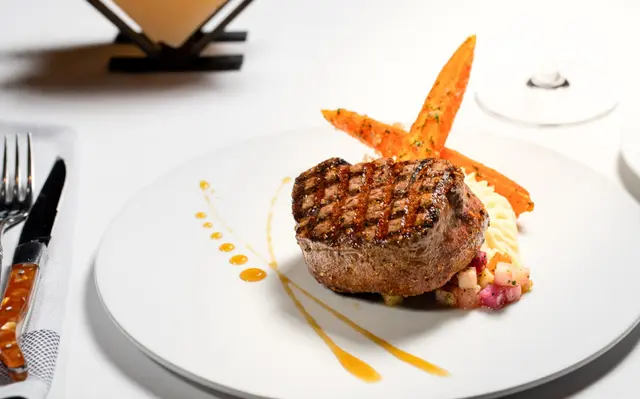 Filet mignon sur purée de pommes de terre