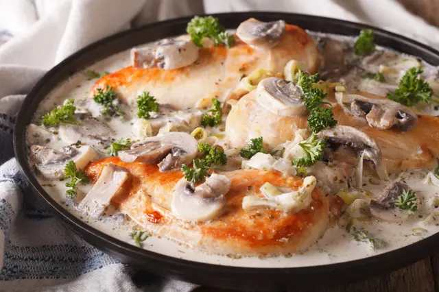 Recette poitrine de poulet sauce aux champignons