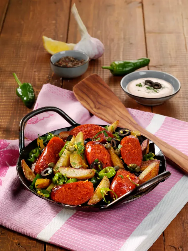 Fricassée de pommes de terre au chorizo et poivrons
