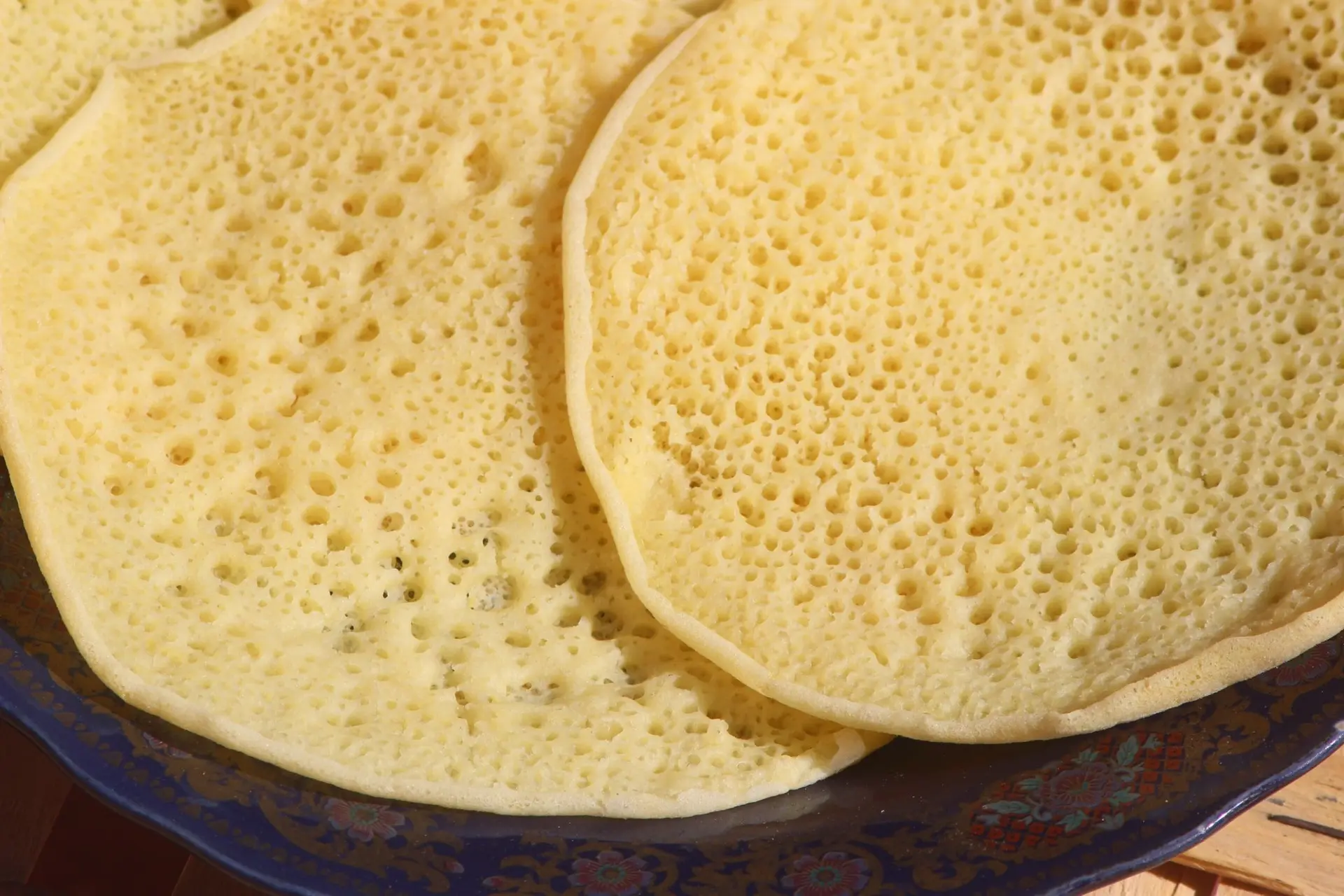 Baghrir (crêpes mille trous)