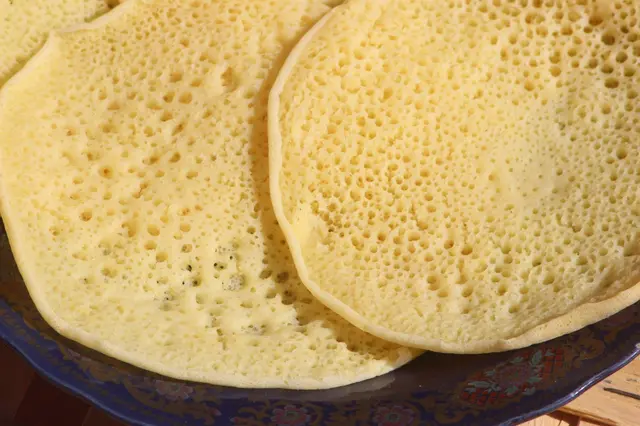 Baghrir (crêpes mille trous)