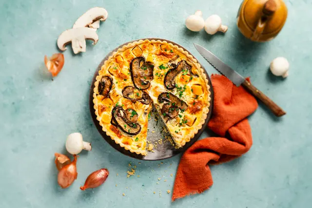 Tarte aux champignons et à la courge butternut