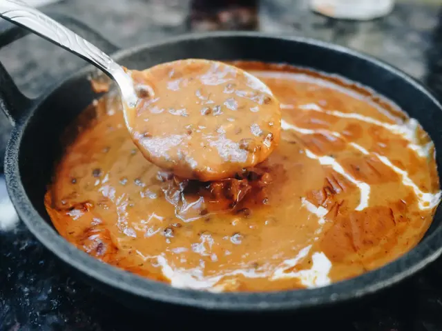 Dal makhani (curry indien de lentilles et haricots)
