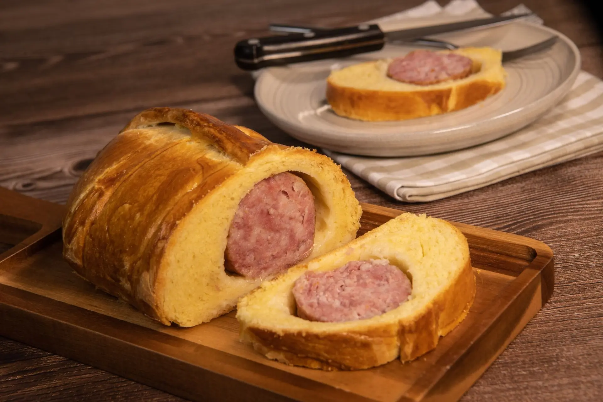 Brioche lyonnaise (saucisson brioché)