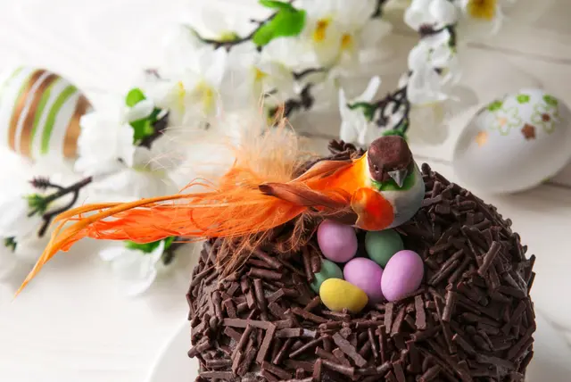 Gâteau nid de Pâques au chocolat