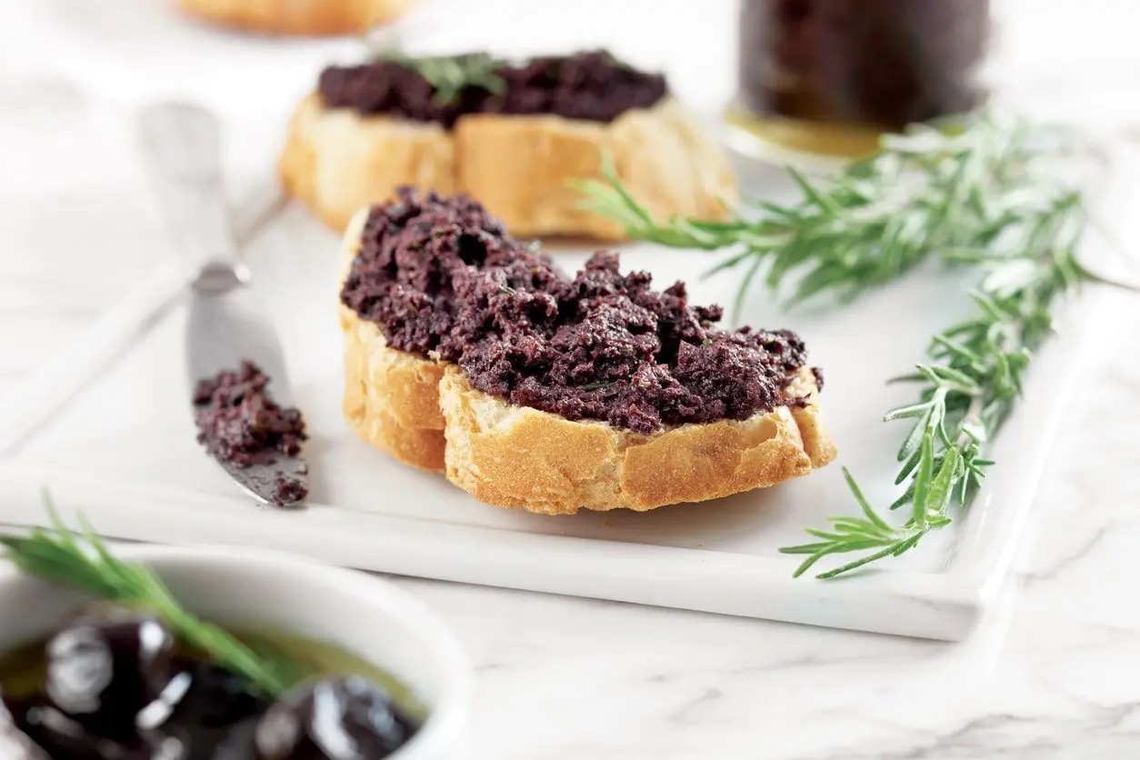 Tapenade aux olives noires