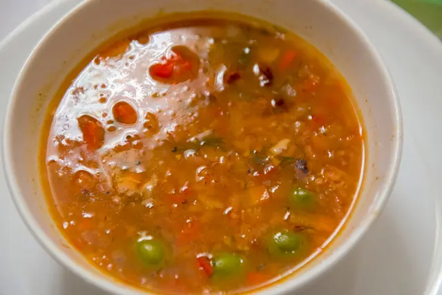 Kharcho de soupe épicée