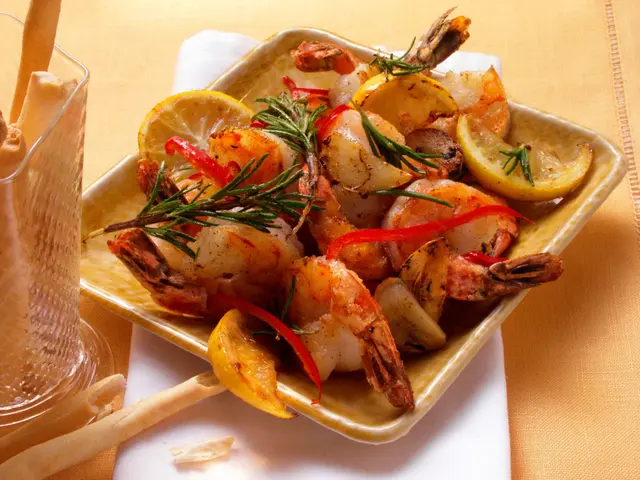 Langoustines grillées au citron aux poivrons et au romarin