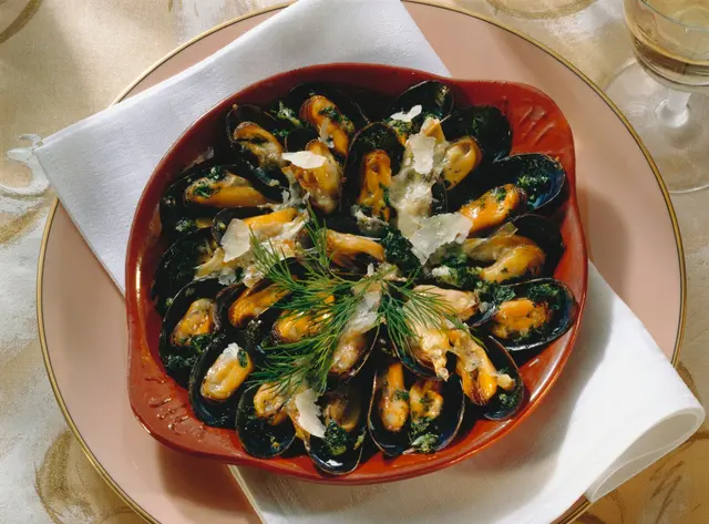 Moules bleues gratinées au parmesan