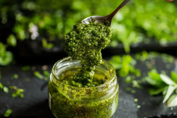 Recette de véritable sauce pesto maison