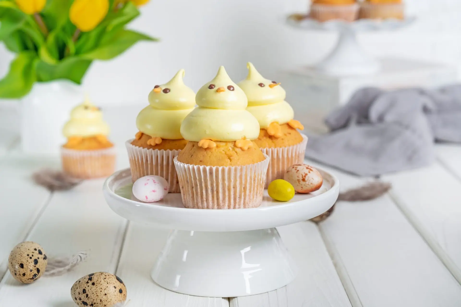 Cupcakes de poussins mignons pour Pâques