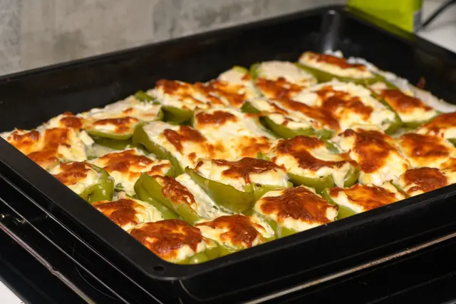 Poivrons farcis à la crème et au fromage