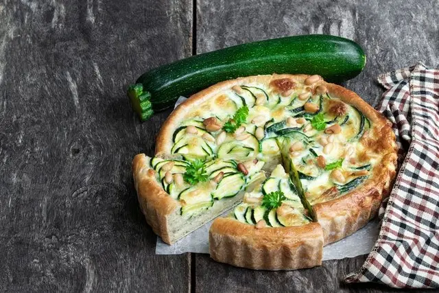 Recette tarte végétarienne courgettes et pignons de pin